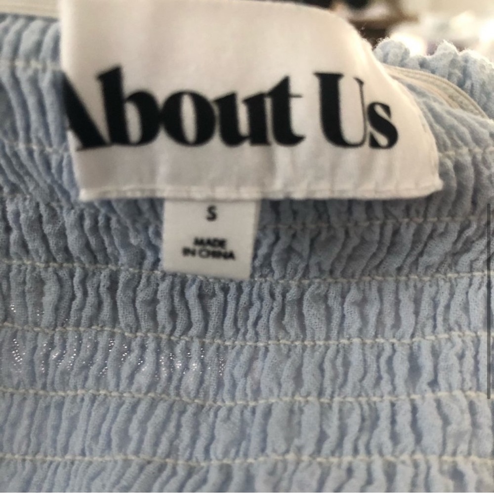 About Us dolly off shoulder top - Picture 5 of 6